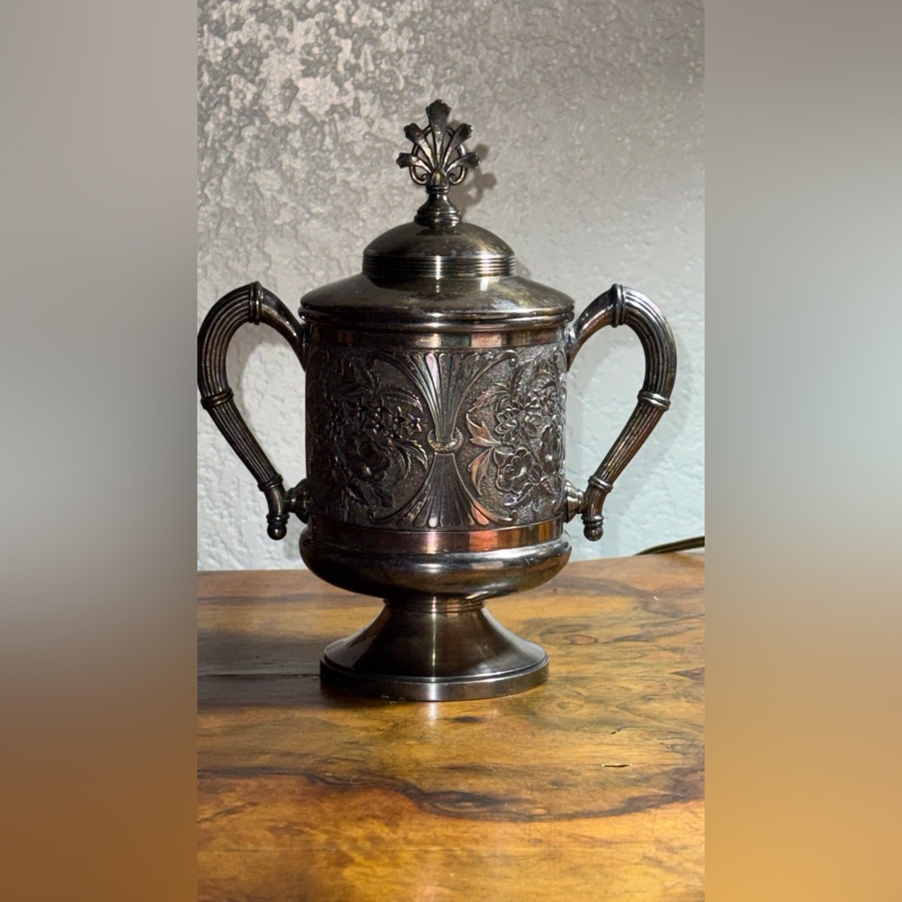 Antique Victorian James W. Tufts Boston Quadruple Plate Vase Goblet Urn